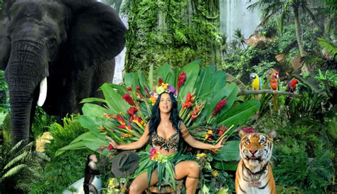 Katy Perry Premieres Roar Music Video Watch