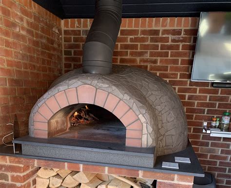 The Vento 100 Pizza Oven - The Stone Bake Oven Company