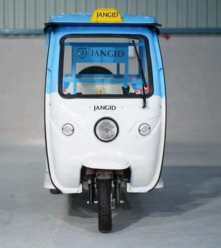 Seater Battery Operated Passenger E Rickshaw At Rs Lalbagh