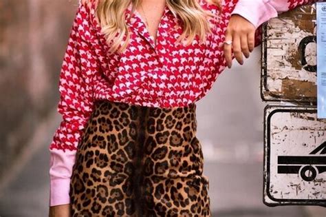 Saiba Combinar Cores E Texturas Diferentes De Lingerie