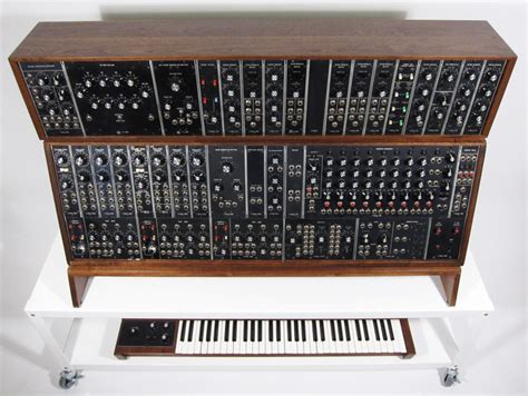 Keith Emerson’s Moog Modular System 55 On eBay A Fraud! – Synthtopia