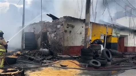 Impactantes Imágenes Grave Incendio En Bogotá Hay Viviendas Afectadas