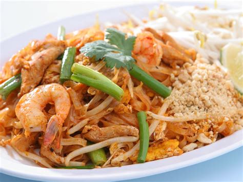 Phad Thai nouilles sautées à la Thailandaise Recette de Phad Thai