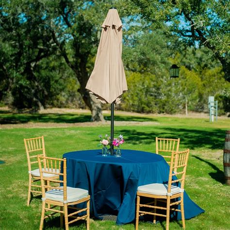 Round Table with Umbrella | Table Rentals | Premiere Events