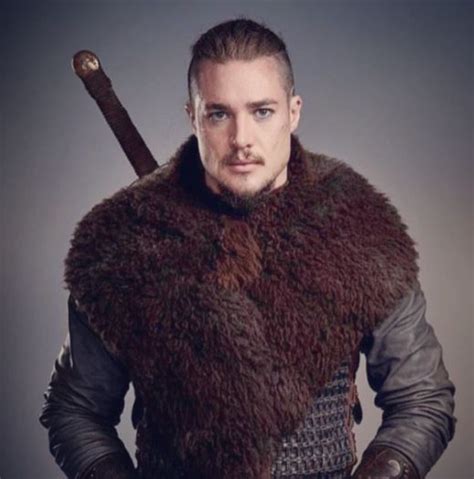 Who Is Alexander Dreymon Girlfriend Of The Last Kingdom Actor Net Worth