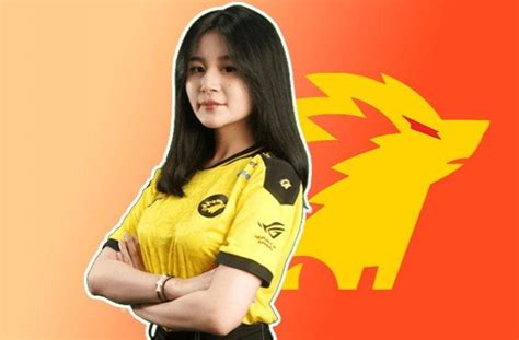 Profil dan Biodata Gebian, Gamer Cantik Brand Ambassador ONIC Esports ...