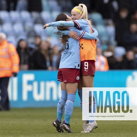 Manchester City V Arsenal Barclays Women S Super League Chloe Kelly 9