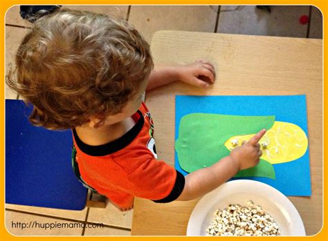 Corn Thanksgiving Craft for Kids - Our Potluck Family