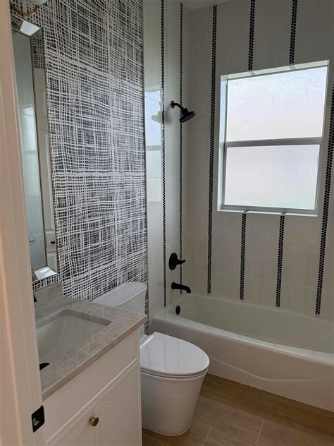 Neutral Color Board & Batten Wallpaper | Livettes | Livettes Wallpaper