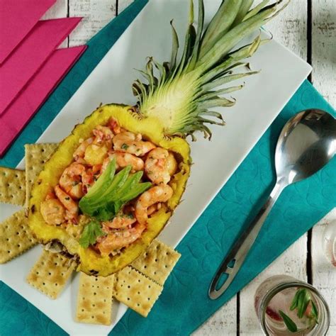 Pi A Rellena De Ensalada Hawaiana Con Camarones Receta Pi A Rellena