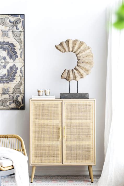 Bay Isle Home Accents Hidden Jewelry Drawer Round Knob Bedside Table