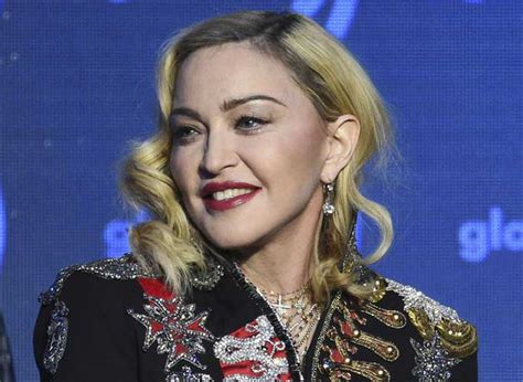 Madonna Plastic Surgery Boob Job Facelift And Botox