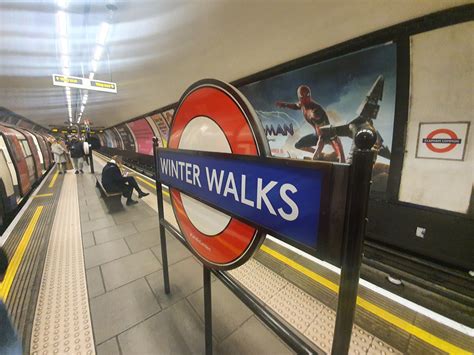 Directions to Clapham Common Underground Station 24