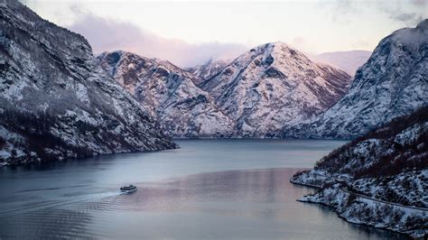 Explore UNESCO-listed Nærøyfjord | Norways best