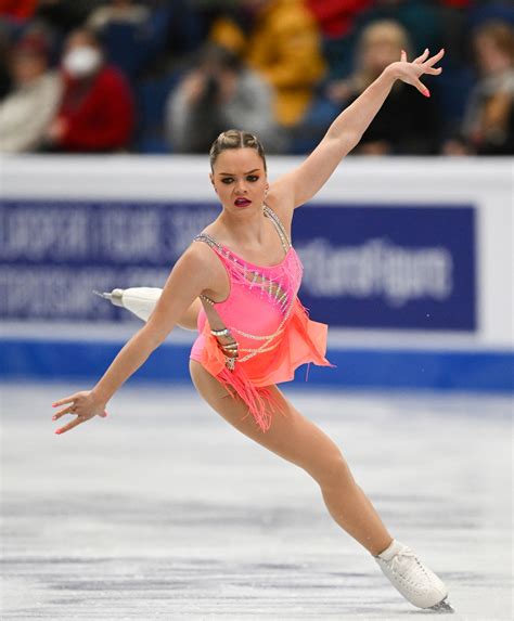 Belgian Figure Skater Loena Hendrickx Prepares For World Skating