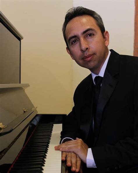 Invita Alcalde Carlos Pe A Ortiz A Concierto De Piano Enl Neadirecta Info