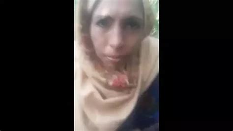 Indian Village Aunty Fucks Outside Amateur Porn Xhamster
