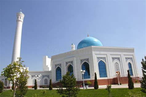 Mesquita Branca Em Tashkent Em Usbequist O Imagem De Stock Editorial