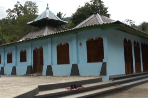 Sejarah Dan Keunikan Masjid Saka Tunggal