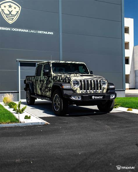 Jeep Gladiator Tree Wrap Wrapstyle