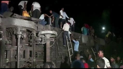 Accidente De Tren En India M S De Muertos Tras El Incidente En Odisha