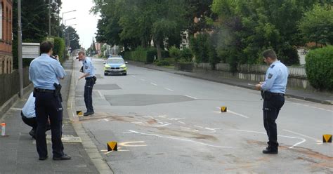 78 Jährige gerät in den Gegenverkehr nw de