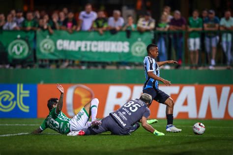 Veja Fotos De Chapecoense X Gr Mio Pela S Rie B Gazeta Esportiva