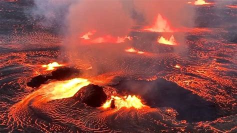 VIDEO Imagini spectaculoase cu erupția vulcanului Kilauea din Hawaii