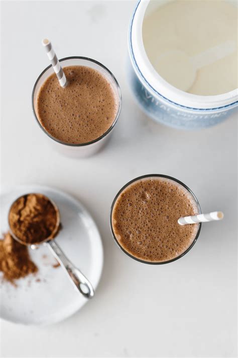 Chocolate Collagen Smoothie - Downshiftology