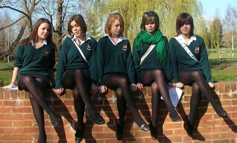 Stockings at school: historical aberration or ubiquity? - Leggy Celebs