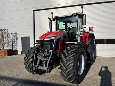 Massey Ferguson S T Dyna Vt Exclus Rovadi