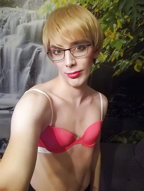 Short Hair Sissy 10 Pics Xhamster