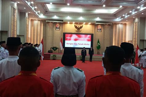 Pj Gubernur Al Muktabar Kukuhkan Paskibraka 2023 Provinsi Banten