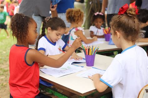 Sexta Feira Projeto Colorindo Nossa Hist Ria Une A Divers O