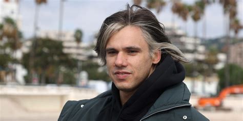 Orelsan marié ses très rares confidences sur sa femme Ahélya