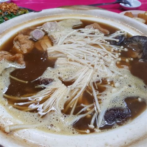 Fatty Bak Kut Teh Fish Head Malay Bak Kut Teh Cuisine At Kuala