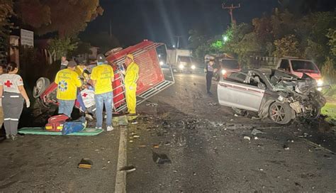 Al Menos Dos Fallecidos Y Cinco Lesionados Dejan Accidentes Viales