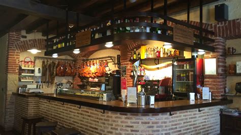 VENTA BAR RESTAURANTE EL PELAYO EN SALAS DE LOS INFANTES - Oficina de