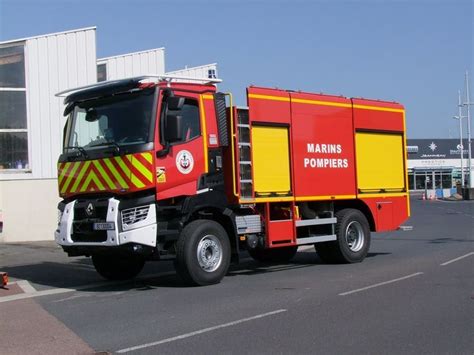 Renault Trucks Marins Pompiers De Cherbourg Pompier Truck Cherbourg