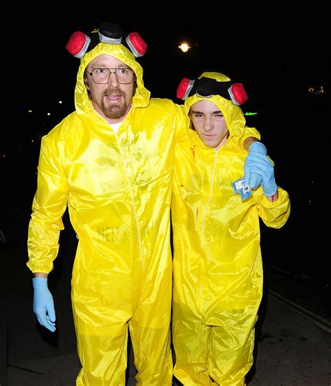 Photo Guy Ritchie Et Son Fils Rocco Déguisés En Personnages De Breaking Bad à Halloween 2014