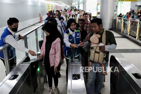 Pemprov Jakarta Berlakukan Tarif Rp1 Untuk Layanan Transportasi Publik