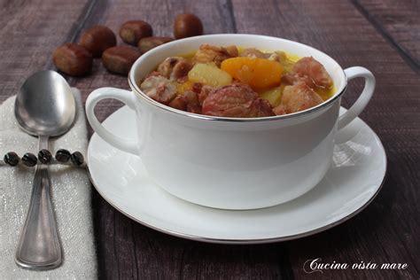 Zuppa Di Zucca Patate E Castagne Cucina Vista Mare