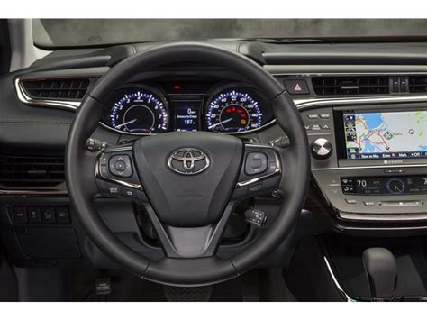 2014 Toyota Avalon: 28 Interior Photos | U.S. News