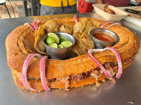 Rosca de Reyes Partirán mega rosca de torta ahogada en Zapotlanejo