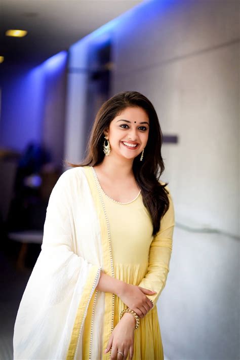 Kostenlose Keerthi Suresh Saree Bilder 100 Keerthi Suresh Saree