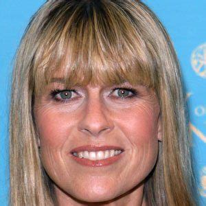 Terri Irwin - Age, Family, Bio | Famous Birthdays