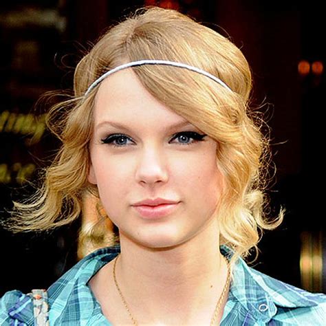 20 Chic Hairstyles With Headbands For Young Women Pretty Designs