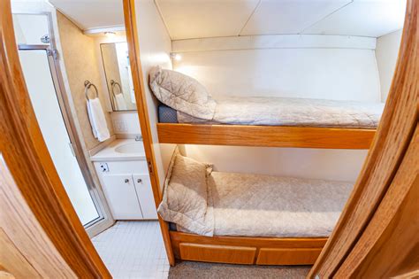 Hatteras Express Yacht For Sale Fin Addict Seattle Yachts