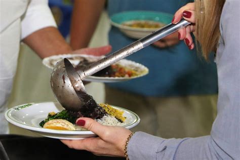 Feijoada do Rotary tem quase 600 participantes e agrega programação da