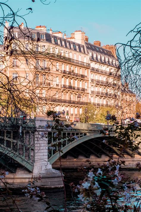 Île Saint-Louis Paris: True Parisian Neighbourhood Gem - Dream Plan Experience